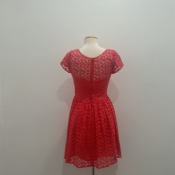 PINK EMBROIDERED FLORAL MINI DRESS WITH PLEATED SKIRT, SIZE 6 - Picture 7 of 8